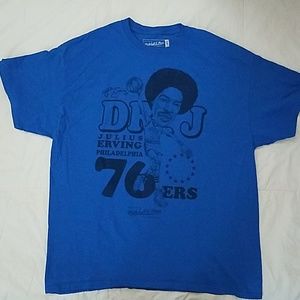Retro DR. J 76ERS TEE